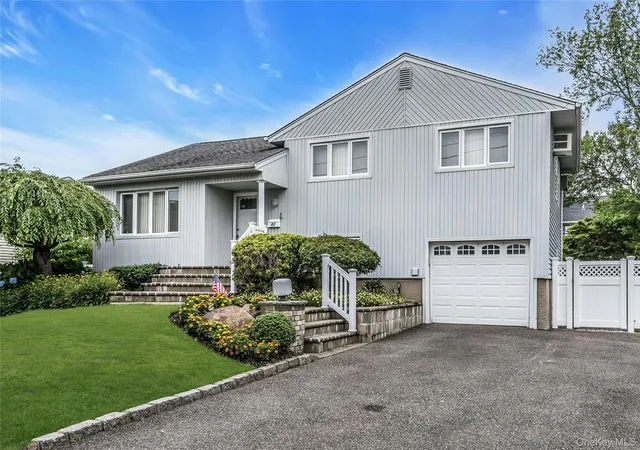 Photo 2 of Sale Pending at 43 Grohmans Ln, Oyster Bay, NY 11803 | MLS# 1019855 | Listing updated on 2026-07-27