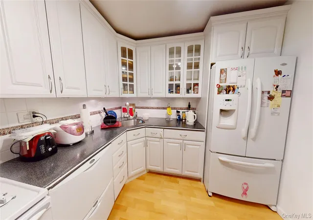 5th image of 1 Bay Club Dr #17E, New York, NY 11360 | MLS# 1019857