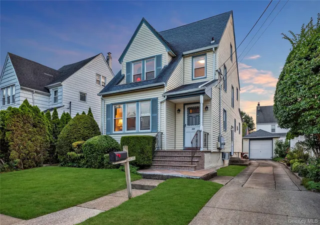 Homes for sale in Hempstead, NY | 50 Elgin Rd, Hempstead, NY 11581 | MLS# 1019862