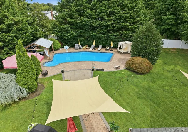 Photo 2 of Single family home for sale at 703 Lincoln Ave, Islip, NY 11782 | MLS# 1019865 | Listing updated on 2026-08-16