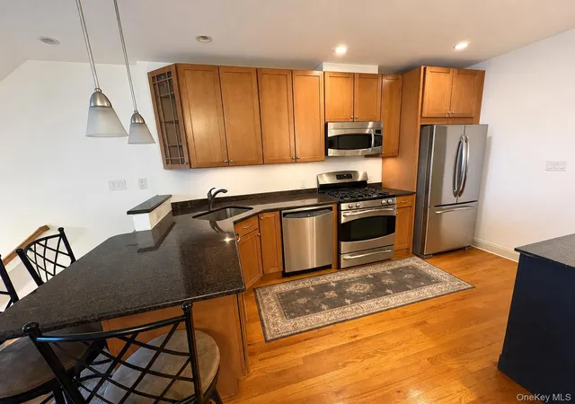 3rd image of 101-06 Shore Front Pkwy, New York, NY 11694 | MLS# 1019868