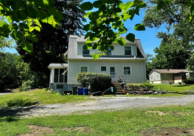 15th image of 237 Windsor Hwy, New Windsor, NY 12553 | MLS# 1019884