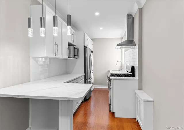 2nd image of 1133 Midland Ave, Yonkers, NY 10708