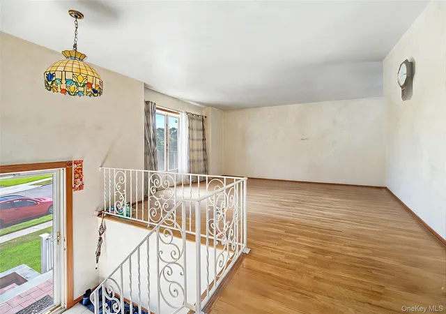 5th image of 14 Laurel Pl, Hempstead, NY 11714 | MLS# 1019900