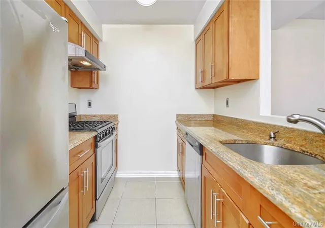 Photo 3 of Condo for sale at 40 40 75th Street #3J, Elmhurst, NY 11373 | MLS# 1019921 | Listing updated on 2026-08-16