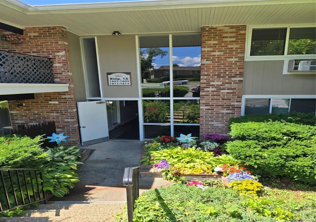 Homes for sale in Greenburgh, NY | 1613 Old Country Rd, Greenburgh, NY 10523 | MLS# 1019936