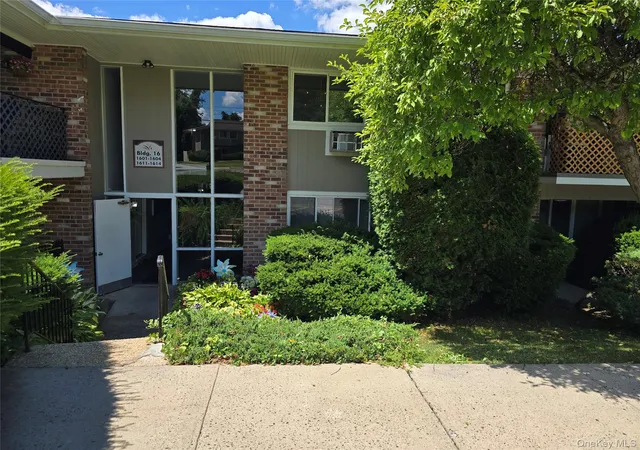 Homes for sale in Greenburgh, NY | 1613 Old Country Rd, Greenburgh, NY 10523 | MLS# 1019936