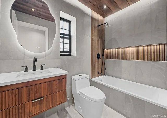 4th image of 10224 Avenue K, New York, NY 11236 | MLS# 1019947