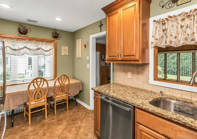 5th image of 2782 Harvey Ave, Hempstead, NY 11572 | MLS# 1019952