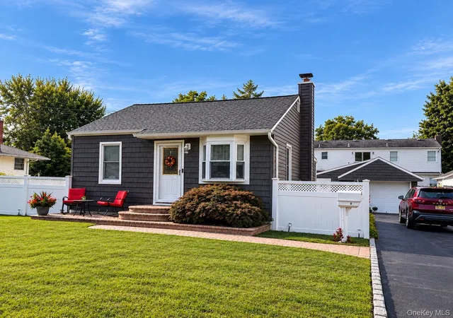Single family home for sale at 1467 4th Street, West Babylon, NY 11704 | MLS# 1019980