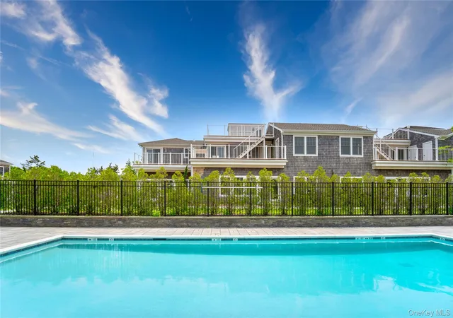 3rd image of 68 Foster Ave #4, Hampton Bays, NY 11946 | MLS# 1019995