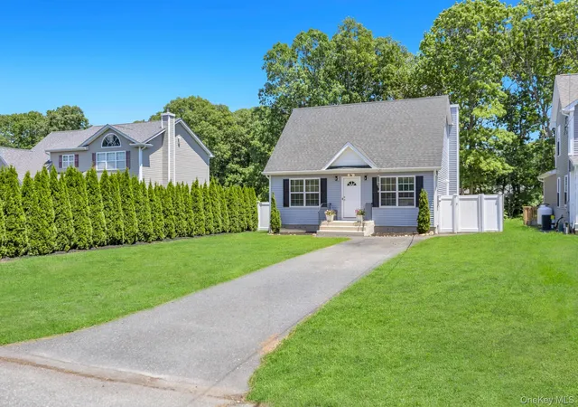 1st image of 5 The Grn #B, Shirley, NY 11967 | MLS# 1019996