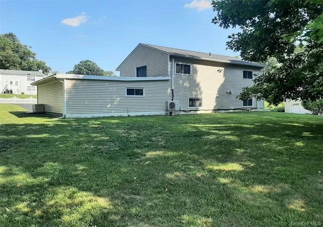 Homes for sale in Newburgh (town), NY | 532 Washington Ave, Newburgh (town), NY 12550 | MLS# 1020018