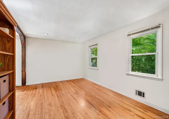 Photo 3 of Sale Pending at 2 Cobblestone Rd, Ramapo, NY 10952 | MLS# 1020050 | Listing updated on 2026-08-22
