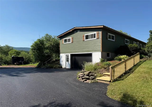 Photo 4 of Single family home for sale at 61838 State Hwy 10, Harpersfield, NY 13788 | MLS# 1020056 | Listing updated on 2026-07-11