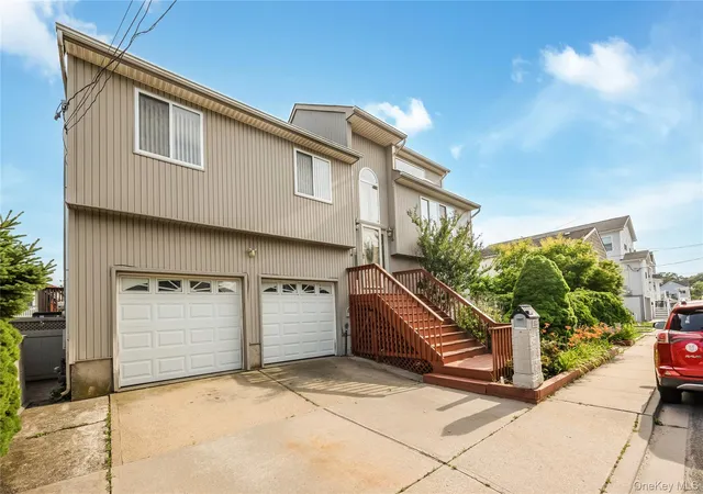 3rd image of 664 Arthur St, Hempstead, NY 11510 | MLS# 1020057