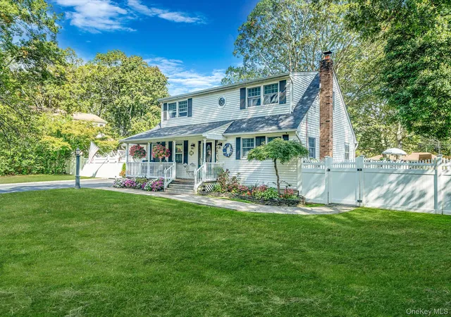 3rd image of 309 Harrison Ave, Brookhaven, NY 11764 | MLS# 1020075
