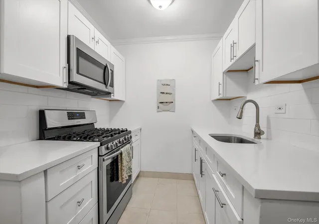 3rd image of 1805 215Th St #5C, Bayside, NY 11360 | MLS# 1020077