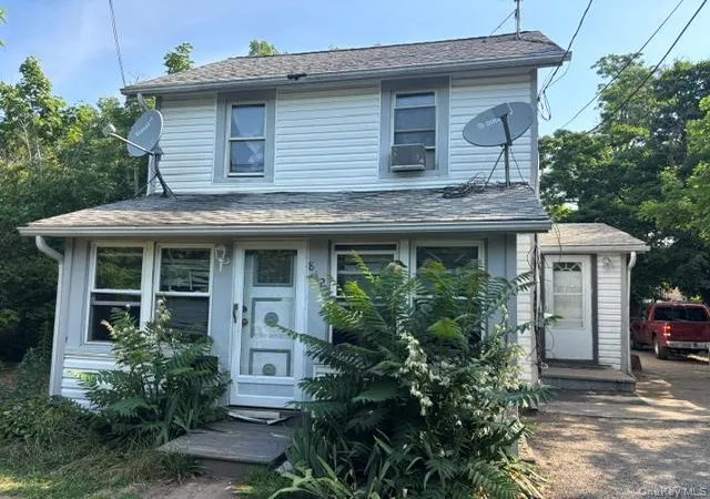 1st image of 842 Osborn Ave, Riverhead, NY 11901 | MLS# 1020093