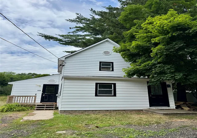 Photo 3 of Sale Pending at 431 Violet Ave, Poughkeepsie, NY 12601 | MLS# 1020109 | Listing updated on 2026-09-15
