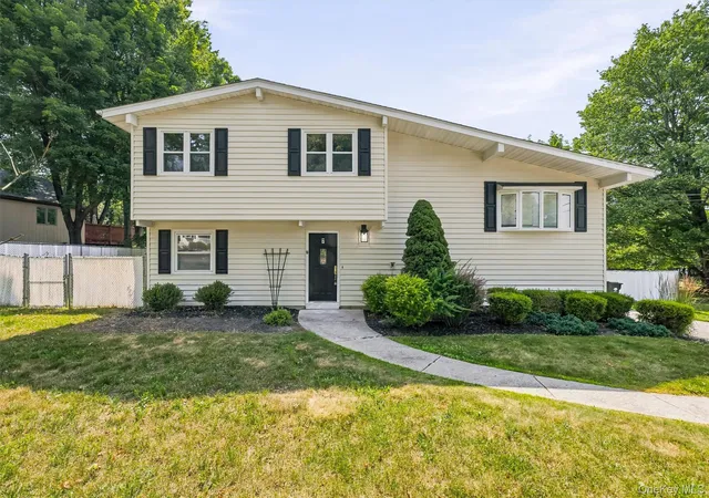 1st image of 7 Elmwood Dr, Goshen, NY 10924 | MLS# 1020127