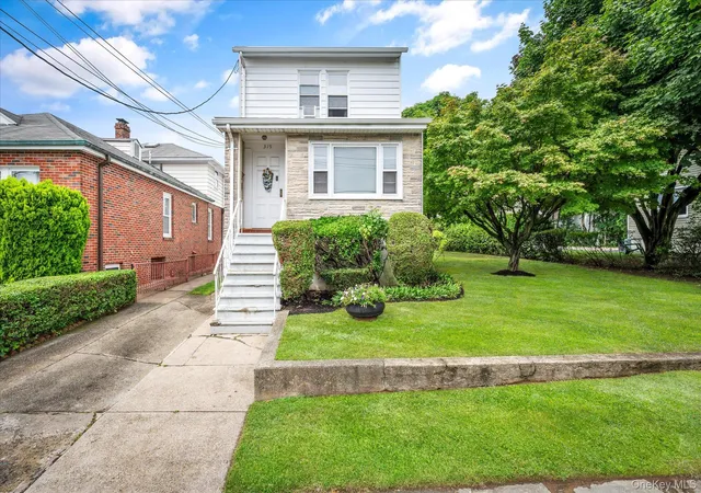 2nd image of 319 (aka 317) Hayward St, Yonkers, NY 10704 | MLS# 1020136