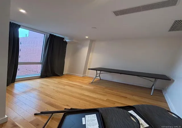 3rd image of 4223 Parsons Blvd #5D, Flushing, NY 11355 | MLS# 1020141