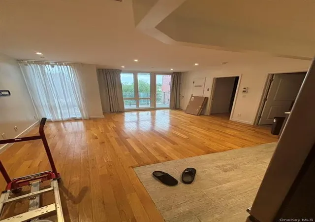 5th image of 4223 Parsons Blvd #5D, Flushing, NY 11355 | MLS# 1020141