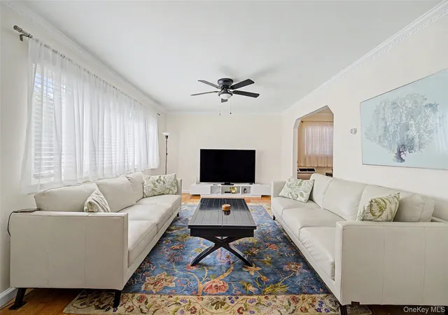 5th image of 16 Elton Rd, Garden City, NY 11530 | MLS# 1020154