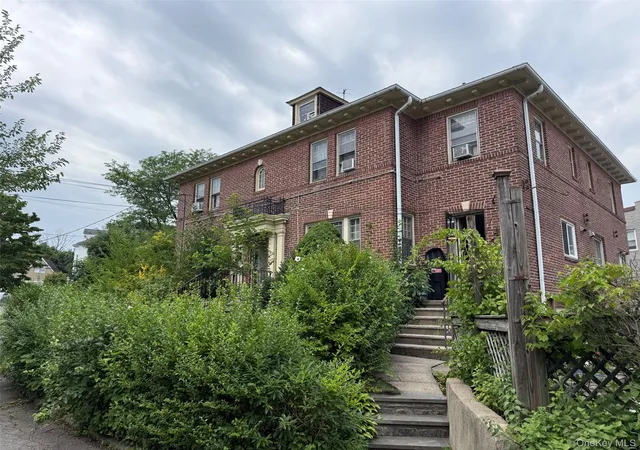 2nd image of 92 Woodland Ave, New Rochelle, NY 10805 | MLS# 1020164