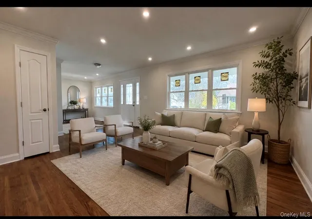 Photo 3 of Single family home for sale at 211 4th Avenue, West Babylon, NY 11704 | MLS# 1020169 | Listing updated on 2026-09-01