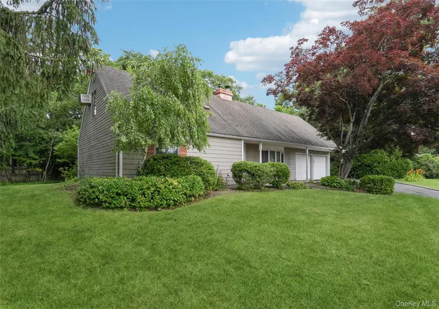 2nd image of 28 Campus Ln, Brookhaven, NY 11779 | MLS# 1020178