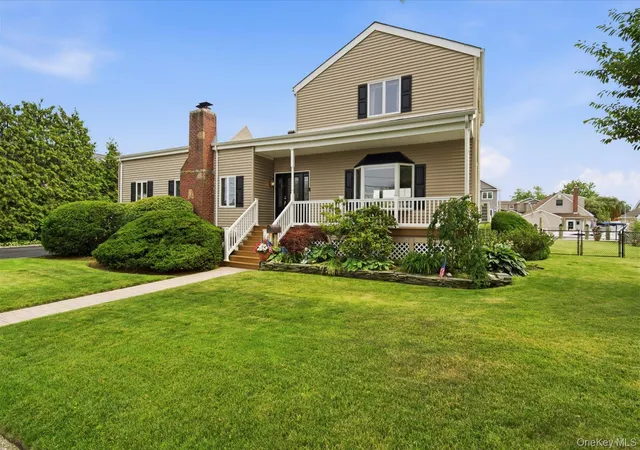 5th image of 20 Barry Rd, Amityville, NY 11701 | MLS# 1020180
