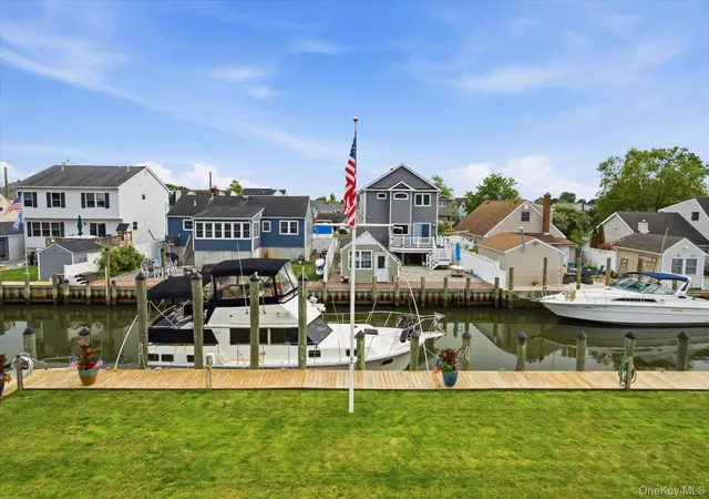 50th image of 20 Barry Rd, Amityville, NY 11701 | MLS# 1020180