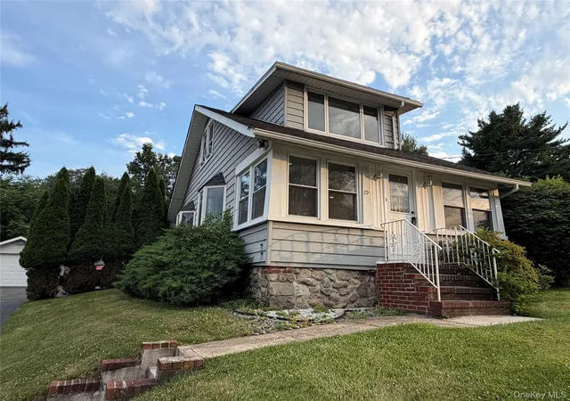 Homes for sale in Haverstraw, NY | 29 Ramapo Rd, Haverstraw, NY 10923 | MLS# 1020183