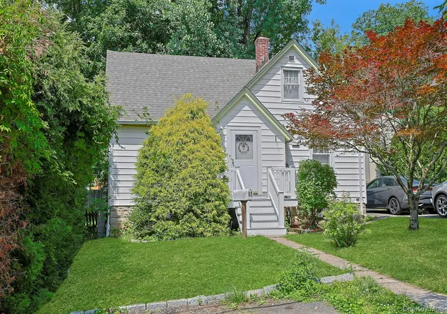 Photo 2 of Sale Pending at 65 Laurel Pl, Mount Pleasant, NY 10594 | MLS# 1020207 | Listing updated on 2026-10-12