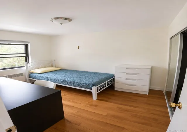 9th image of 219 58 75th Ave #232AI, Oakland Gardens, NY 11364 | MLS# 1020225
