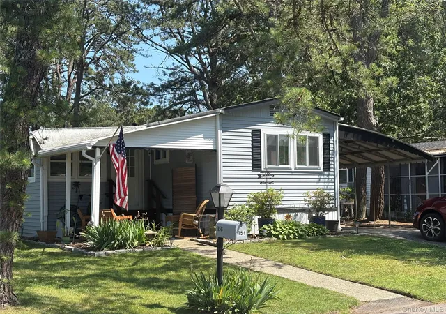 1st image of 525/158 Riverleigh Ave Riverleigh, Riverhead, NY 11901 | MLS# 1020237