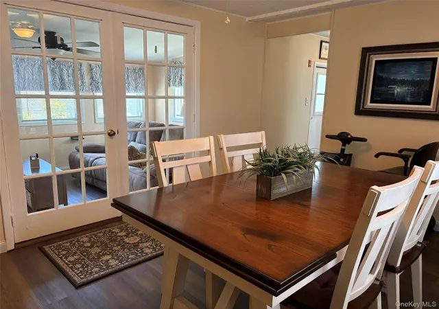 Photo 4 of Manufactured home for sale at 525/158 Riverleigh Ave, Riverhead, NY 11901 | MLS# 1020237 | Listing updated on 2026-09-01