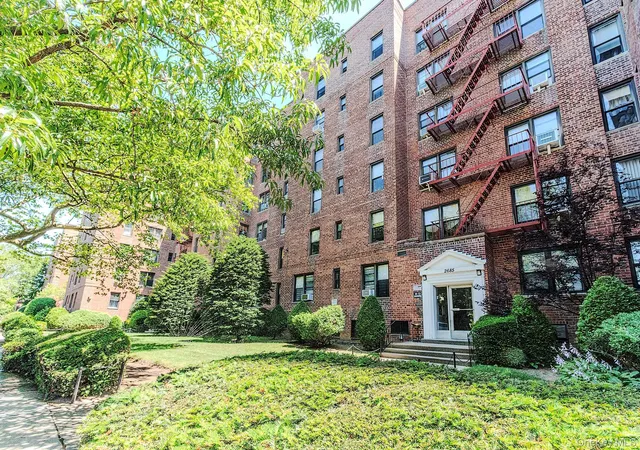 Homes for sale in New York, NY | 2685 E 7th St #6M, New York, NY 11235 | MLS# 1020245