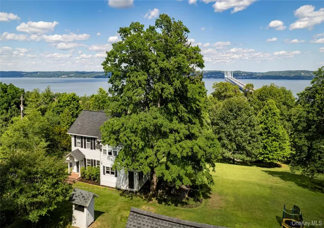 Photo 2 of Single family home for sale at 34 Old Mountain Rd, Orangetown, NY 10960 | MLS# 1020267 | Listing updated on 2026-10-06