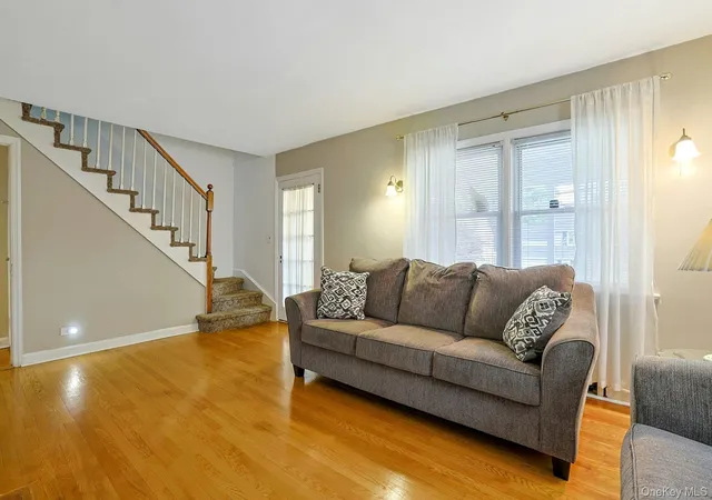 5th image of 84 Lawrence Pl, New Rochelle, NY 10801 | MLS# 1020268
