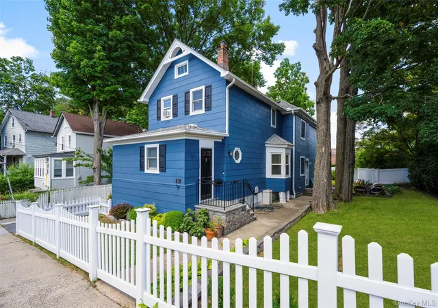 1st image of 315 Maple Ave, Mamaroneck, NY 10543 | MLS# 1020269