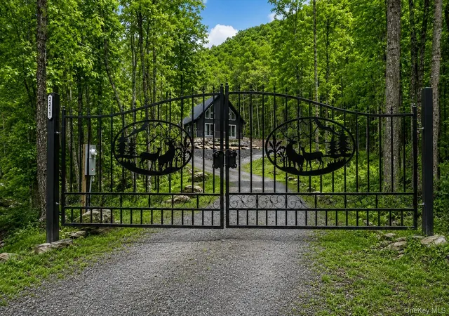 Photo 4 of Single family home for sale at 1211 Gulf Rd, Callicoon, NY 12758 | MLS# 1020281 | Listing updated on 2026-09-04