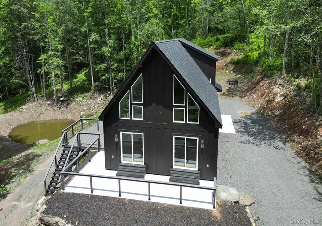 Photo 5 of Single family home for sale at 1211 Gulf Rd, Callicoon, NY 12758 | MLS# 1020281 | Listing updated on 2026-09-04