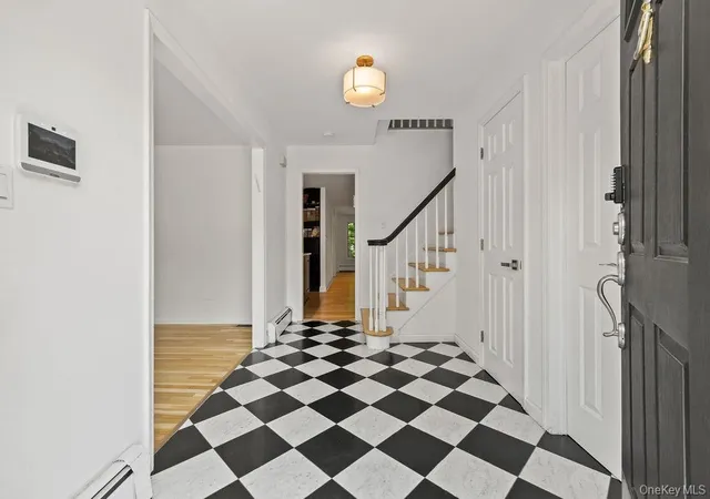 3rd image of 21 Ardsley Dr, New City, NY 10956 | MLS# 1020287