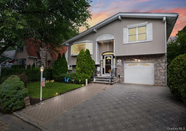 Photo 1 of Sale Pending at 36 Shelburne Rd, Yonkers, NY 10710 | MLS# 1020290 | Listing updated on 2026-10-06