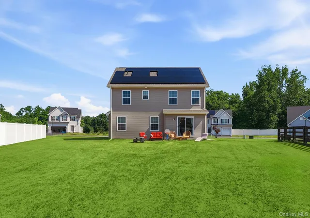 Homes for sale in La Grange, NY | 20 Stonewall Cir, La Grange, NY 12603 | MLS# 1020307