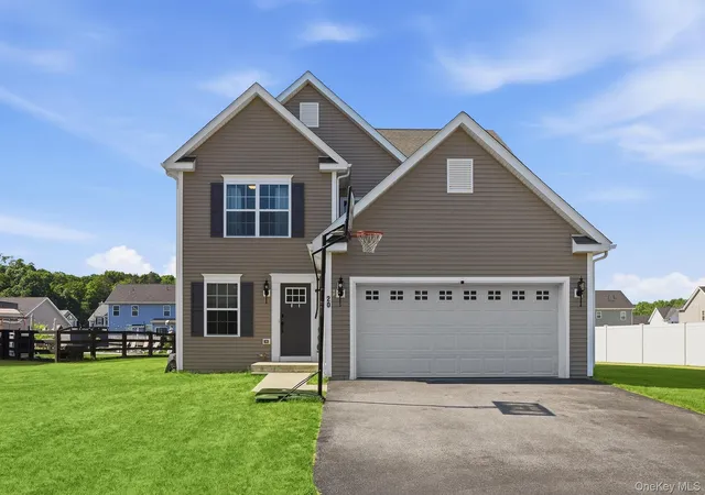 Homes for sale in La Grange, NY | 20 Stonewall Cir, La Grange, NY 12603 | MLS# 1020307