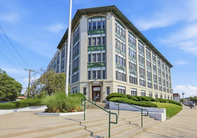 2nd image of 1 Landmark Sq #327, Port Chester, NY 10573 | MLS# 1020308